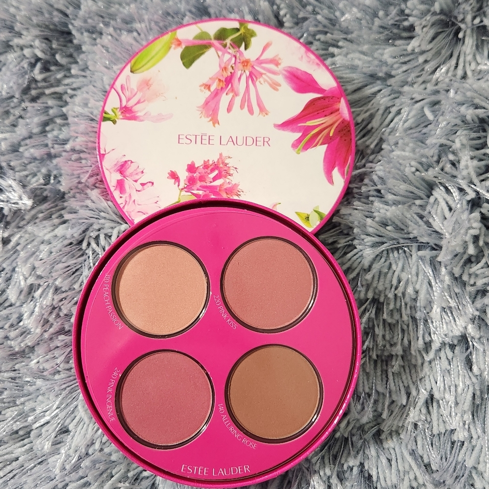 Estee Lauder Pure Color Envy Sculpting Blush 4 Pan Palette